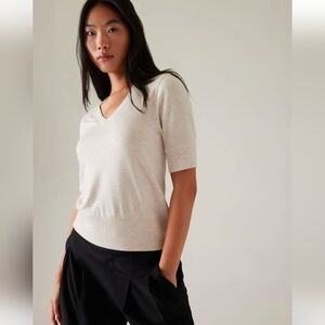 Athleta Heathered Cream V-Neck Short Sleeve Tee Size 2X